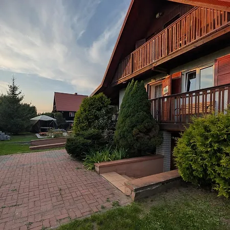 Letniskowy W Szkotowie 度假居 *